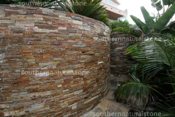 Harbor Sunset walls outside on the garden