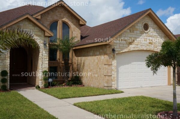 Grullo walls on a house